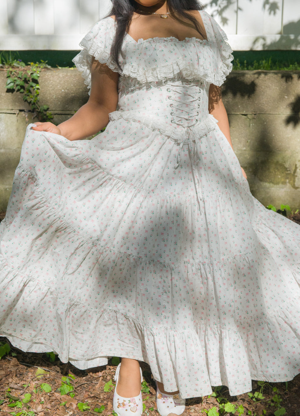 White Rose Garden v waist long floor length Goddess Dress