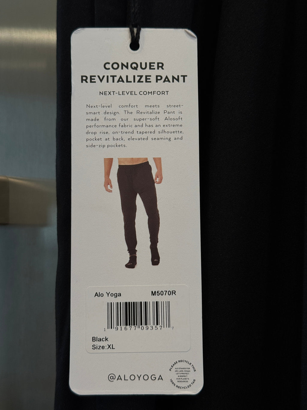 Alo Yoga Conquer Revitalize Black Joggers