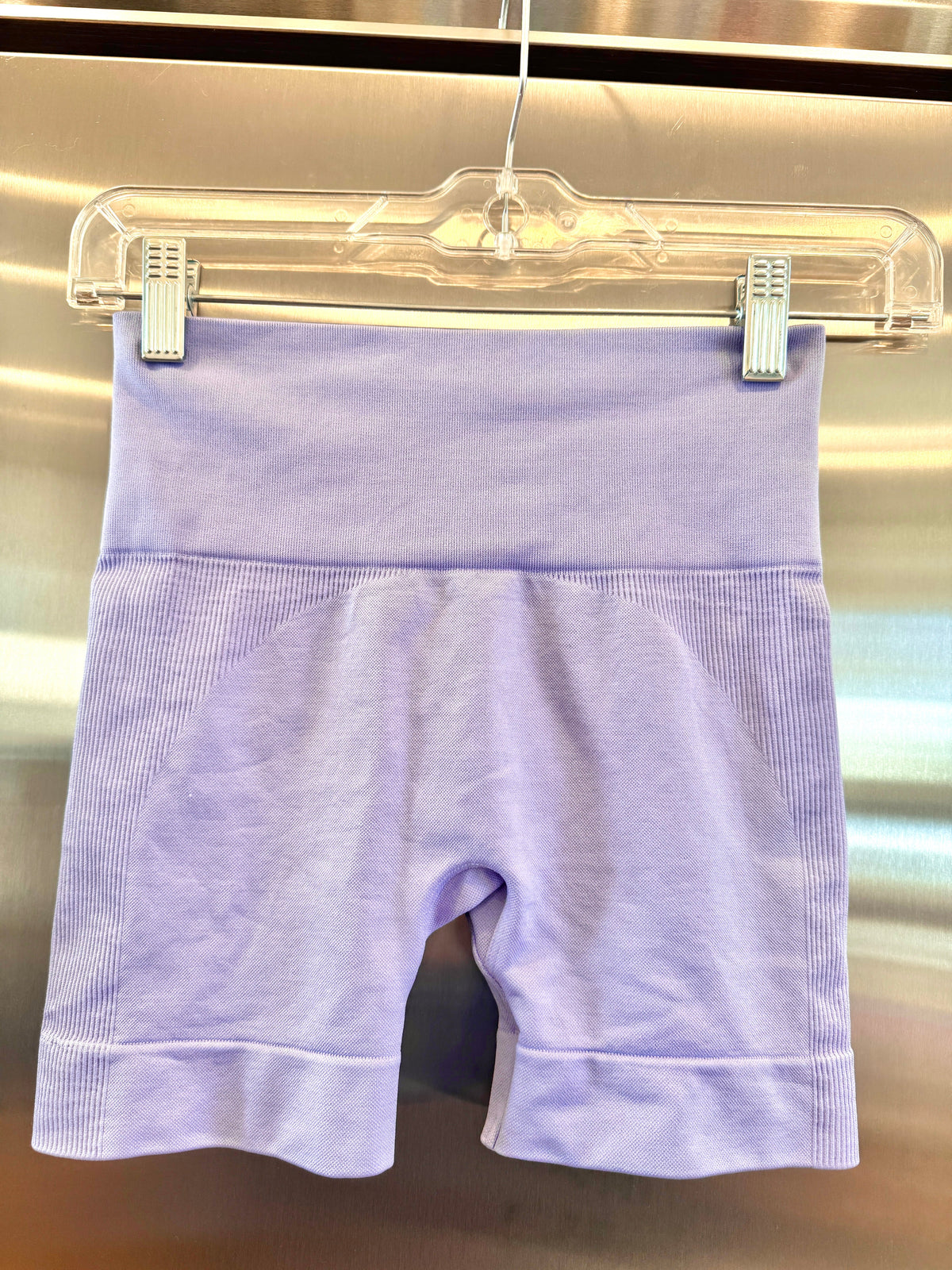 SET Active Matching Set in Lilac Purple - Sculptflex Power Angle Bra and Power Shorts in Lily