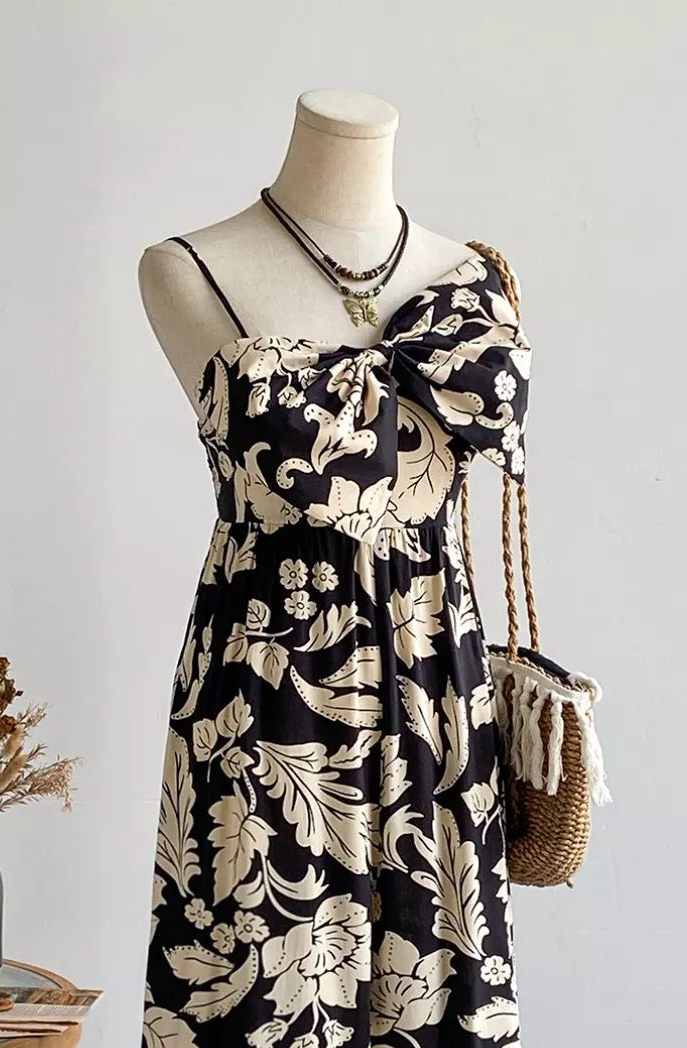 Huge Beautiful BOW knot on the front Floral Print Wide Leg Jumpsuit