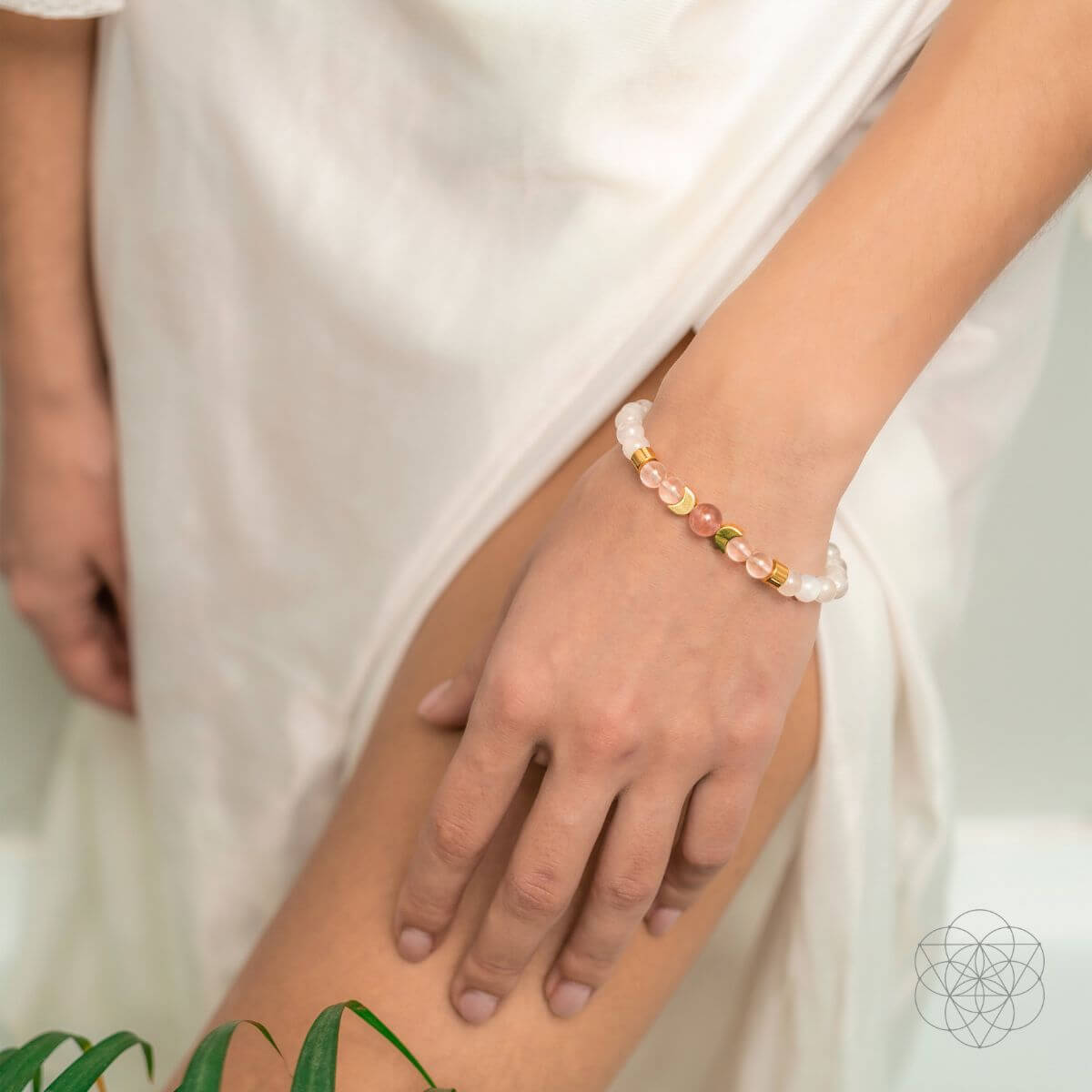 Fertility Bracelet moonstones & pink Quartz together to help spiritually thicken your womb walls and give you a natural glow and radiating energy