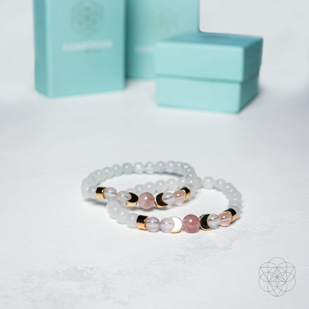 Fertility Bracelet moonstones & pink Quartz together to help spiritually thicken your womb walls and give you a natural glow and radiating energy