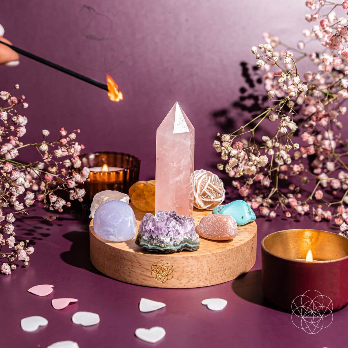 Wealth Goddess - The Divine Feminine Lamp- includes 8 stones