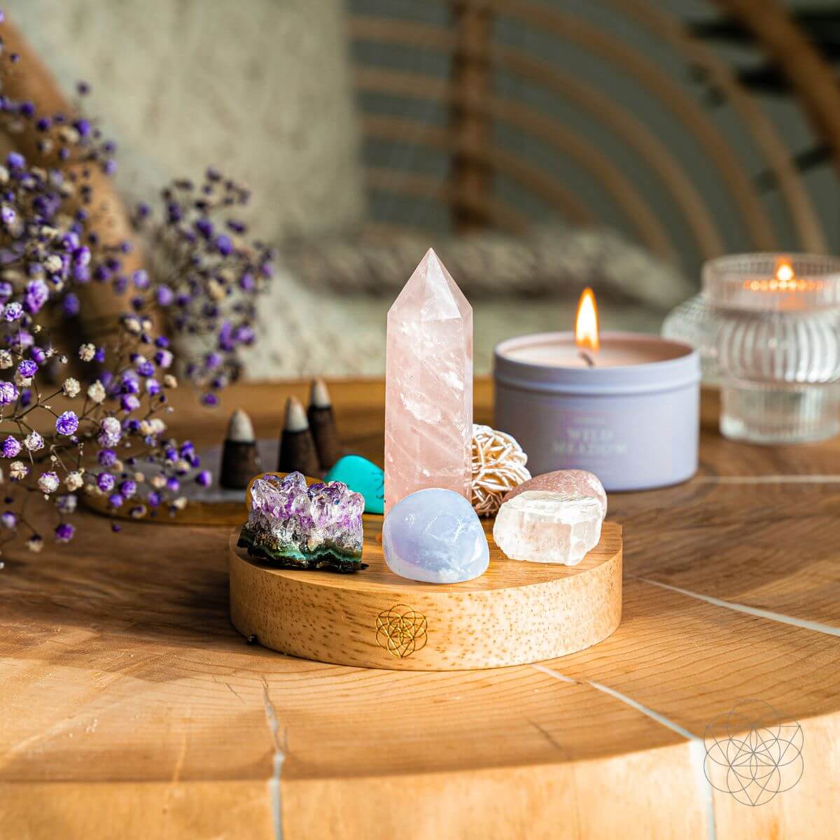 Wealth Goddess - The Divine Feminine Lamp- includes 8 stones